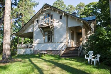 Villa Tallbacka är en av villorna som detaljplaneändringen gäller. Bild från år 2008. Bild: Juho Nurmi