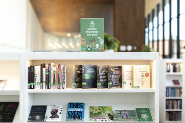 Eco shelf in Maunula Library