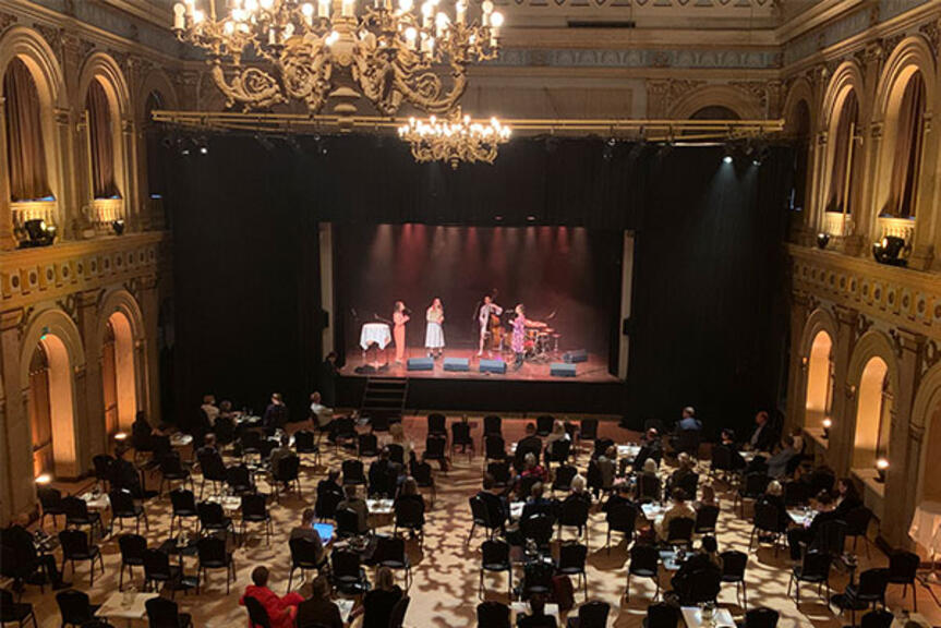 Konsertti Vanhalla ylioppilastalolla. Kuva: Tero Lahti Konsertti Vanhalla ylioppilastalolla. Kuva: Tero Lahti